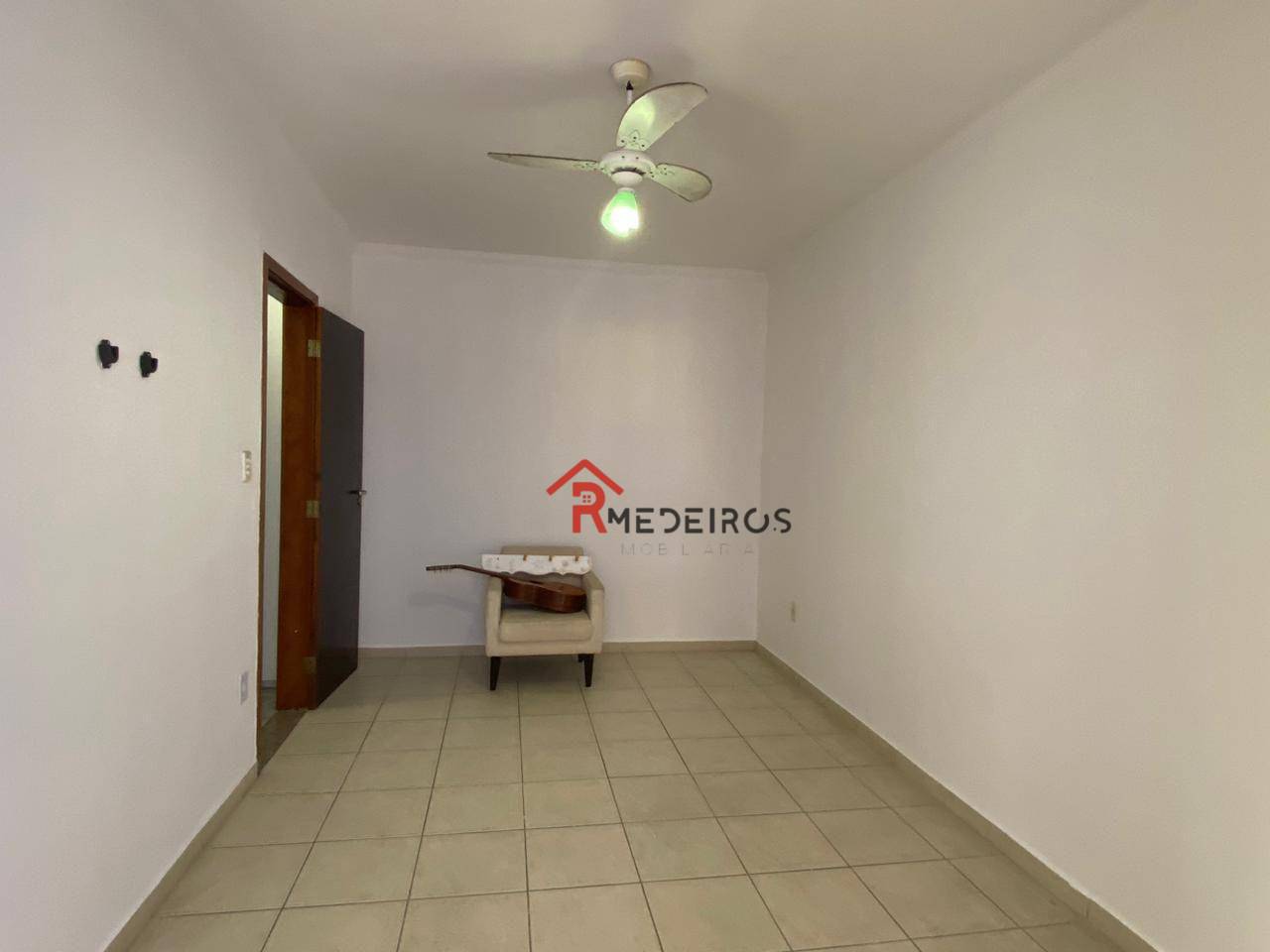 Apartamento para alugar com 1 quarto, 56m² - Foto 11