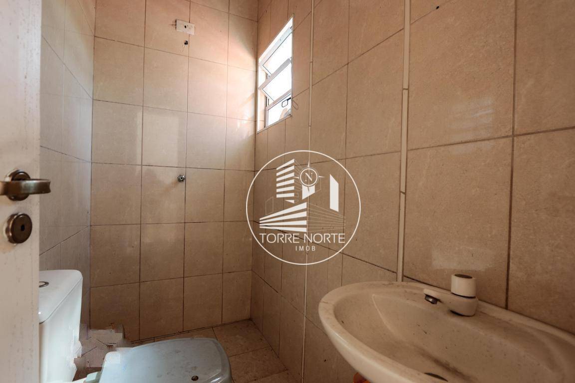 Casa à venda com 4 quartos, 240M2 - Foto 19