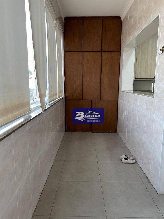 Sobrado à venda e aluguel com 3 quartos, 399m² - Foto 29