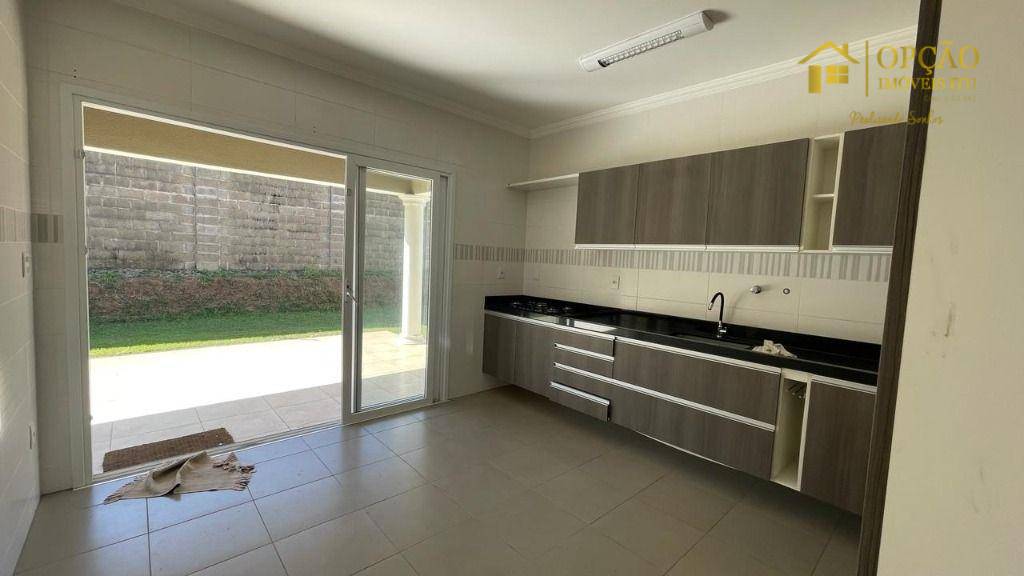 Casa de Condomínio à venda com 3 quartos, 210m² - Foto 5