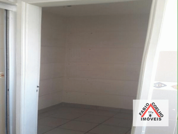 Apartamento à venda com 2 quartos, 74m² - Foto 3