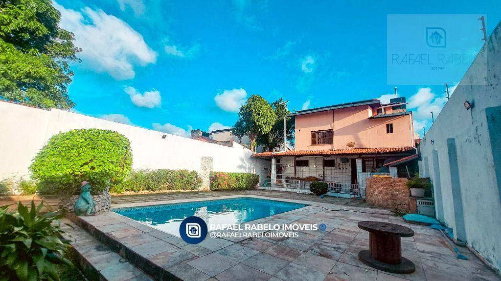 Casa, 6 quartos, 340 m² - Foto 1