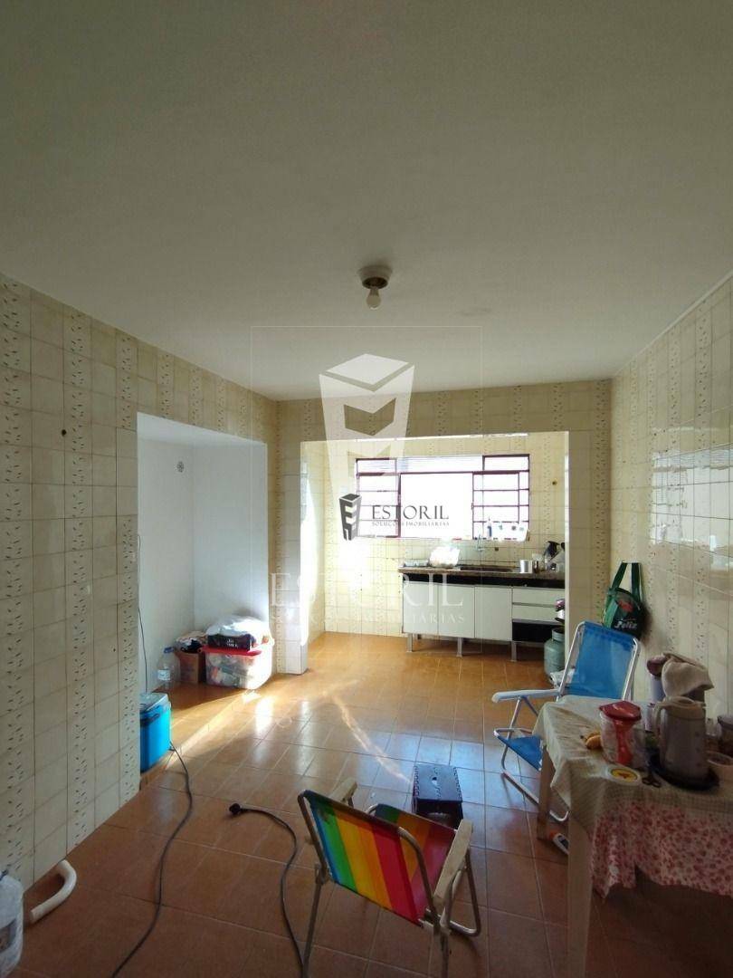 Casa à venda com 3 quartos, 180m² - Foto 5