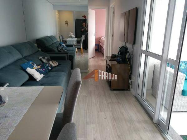 Apartamento à venda com 2 quartos, 60m² - Foto 1