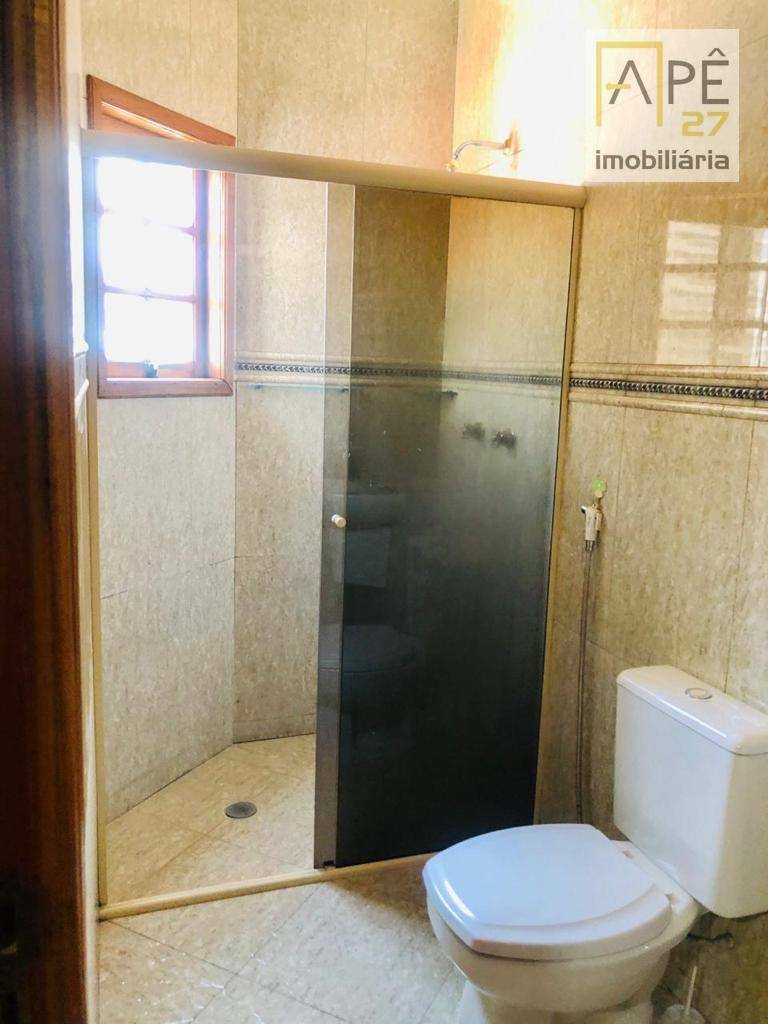 Casa à venda com 4 quartos, 254m² - Foto 13