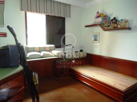 Apartamento à venda com 4 quartos, 254m² - Foto 30