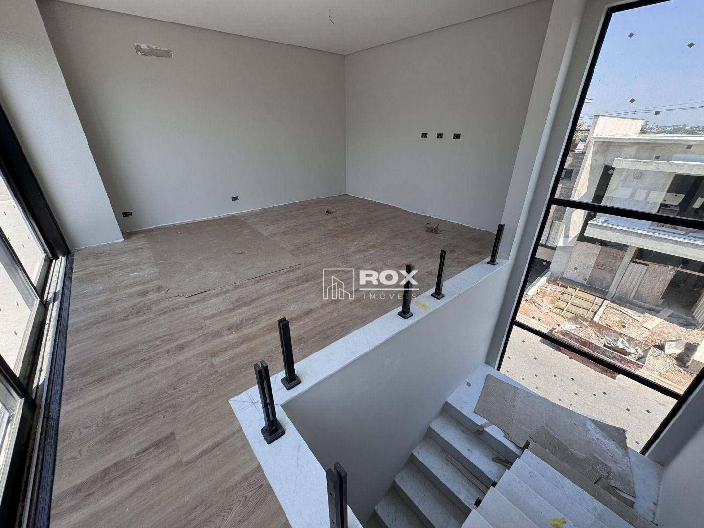 Casa de Condomínio à venda com 3 quartos, 243m² - Foto 4