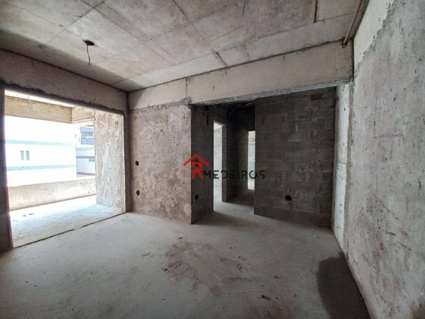 Apartamento à venda com 3 quartos, 115m² - Foto 4