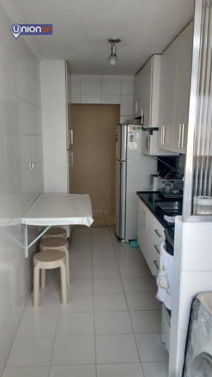 Apartamento à venda com 2 quartos, 65m² - Foto 14