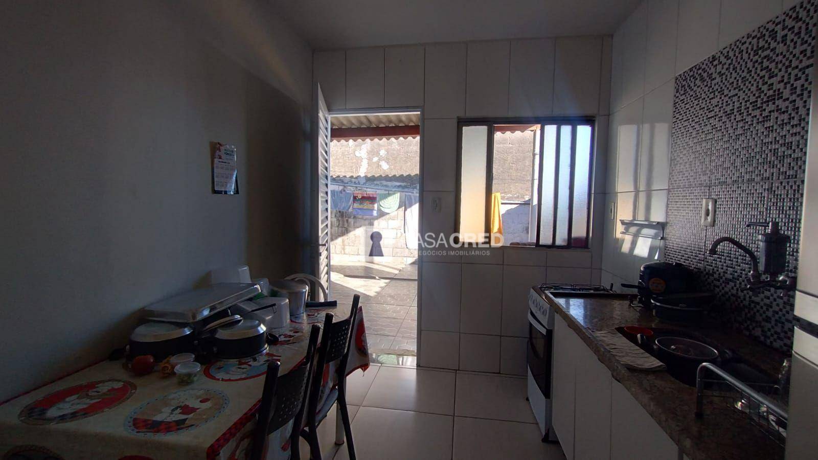 Casa à venda com 3 quartos, 200m² - Foto 12