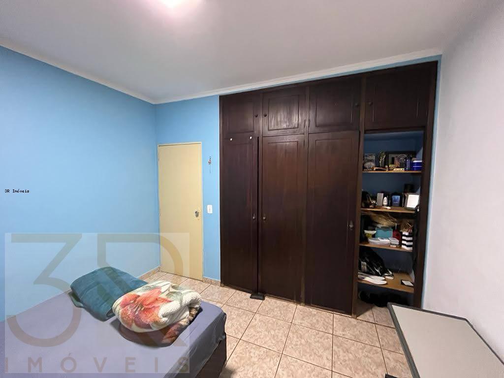 Casa à venda com 3 quartos, 180m² - Foto 12