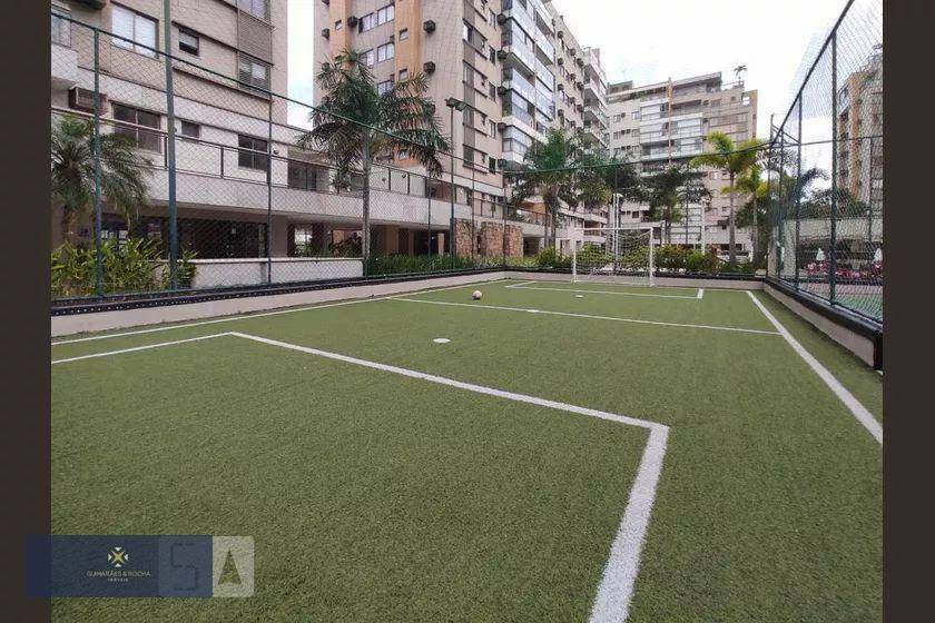 Apartamento à venda com 3 quartos, 97m² - Foto 2