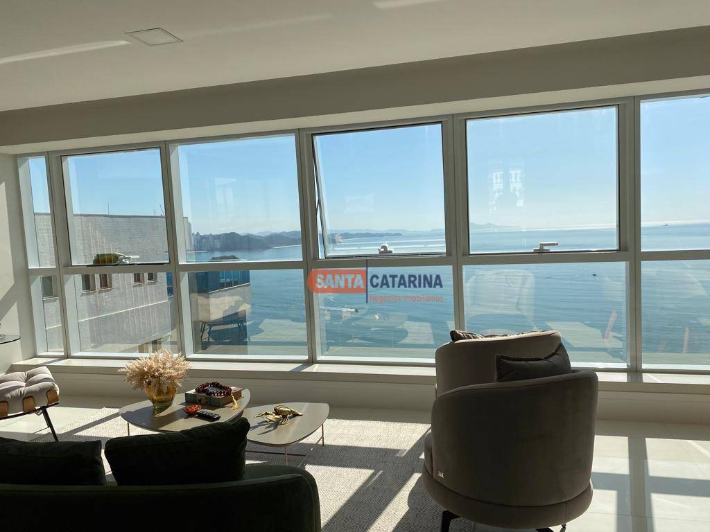 Apartamento à venda com 4 quartos, 291m² - Foto 2