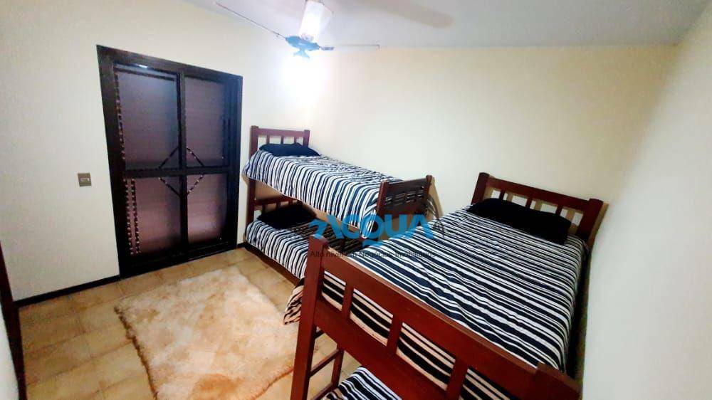 Apartamento à venda com 3 quartos, 150m² - Foto 4