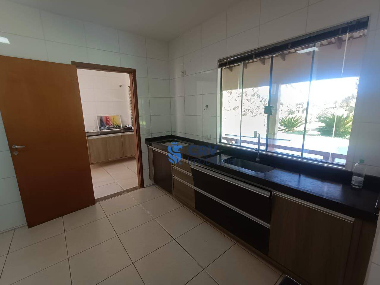 Casa de Condomínio à venda e aluguel com 3 quartos, 325m² - Foto 23