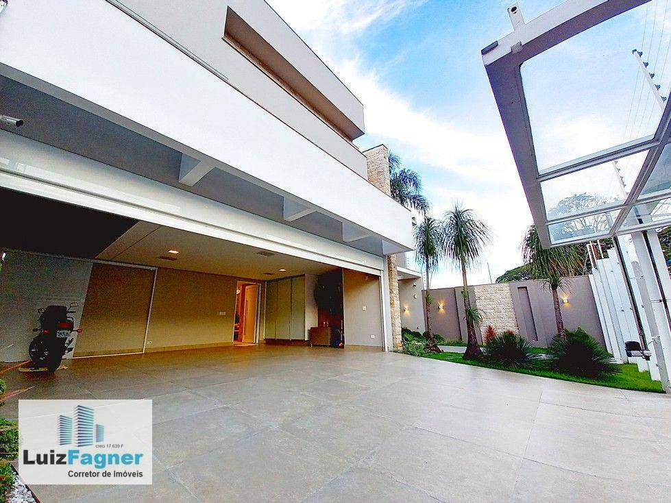 Sobrado à venda com 4 quartos, 563m² - Foto 2