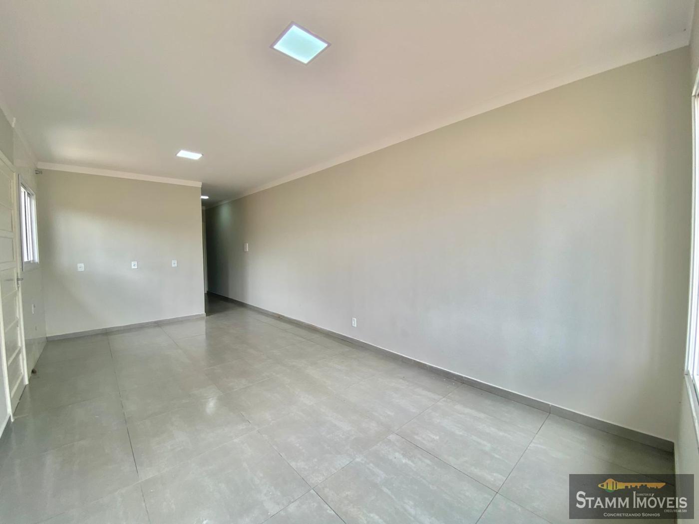 Casa à venda com 2 quartos, 189m² - Foto 3