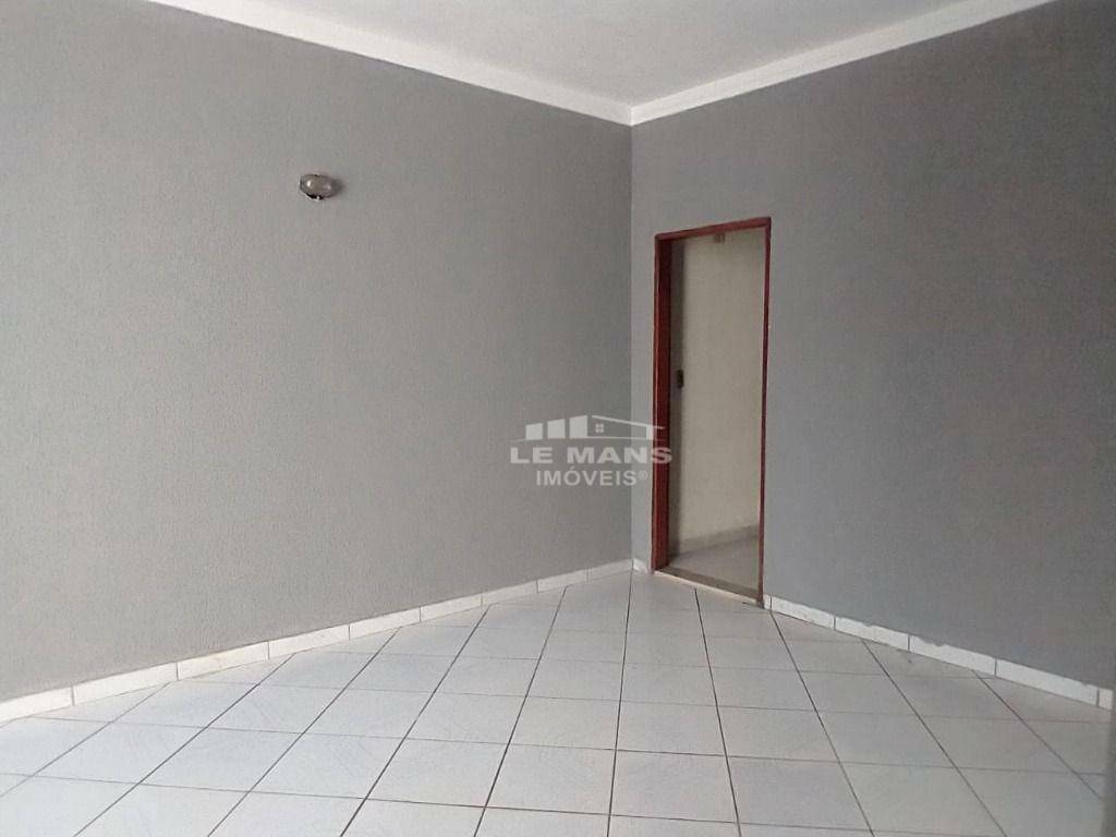 Casa à venda com 3 quartos, 135m² - Foto 14