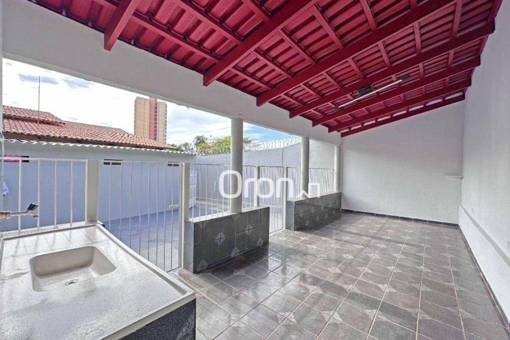 Casa à venda com 3 quartos, 374m² - Foto 12