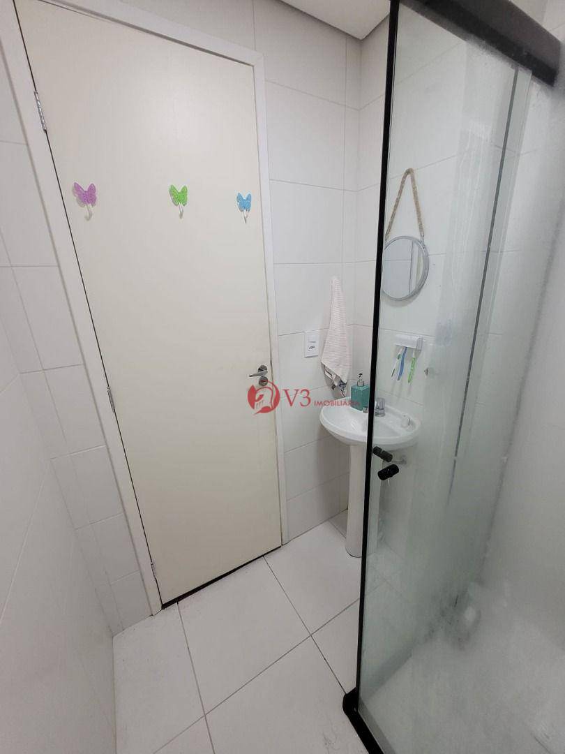 Apartamento à venda com 2 quartos, 35m² - Foto 18