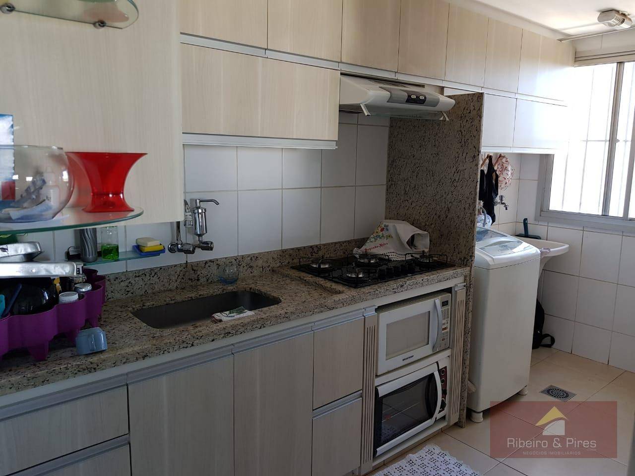 Apartamento à venda com 3 quartos, 74m² - Foto 3