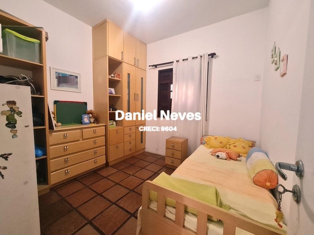 Casa à venda com 4 quartos, 380m² - Foto 14