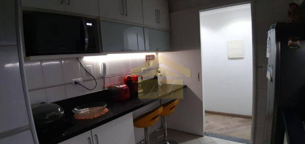 Apartamento à venda com 2 quartos, 66m² - Foto 5