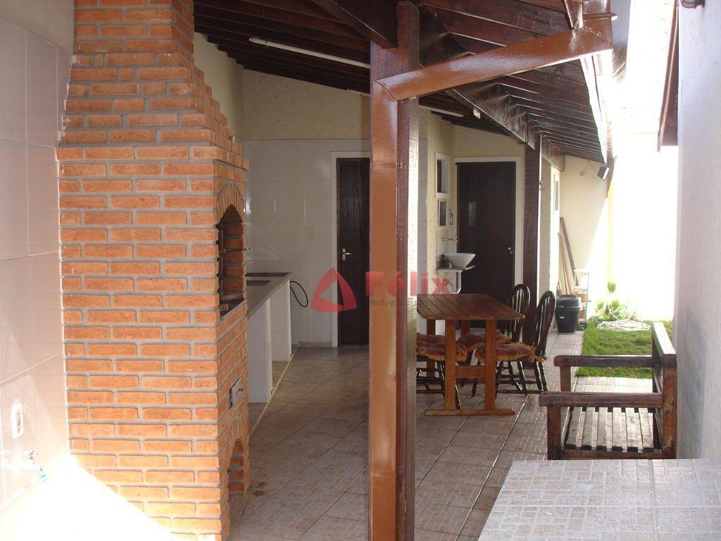 Sobrado, 3 quartos, 170 m² - Foto 1