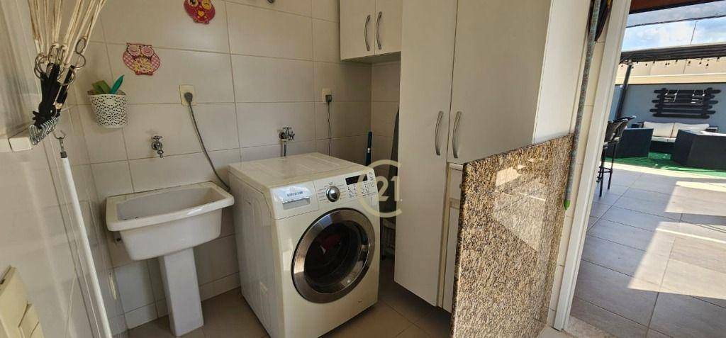 Casa de Condomínio à venda com 3 quartos, 245m² - Foto 17