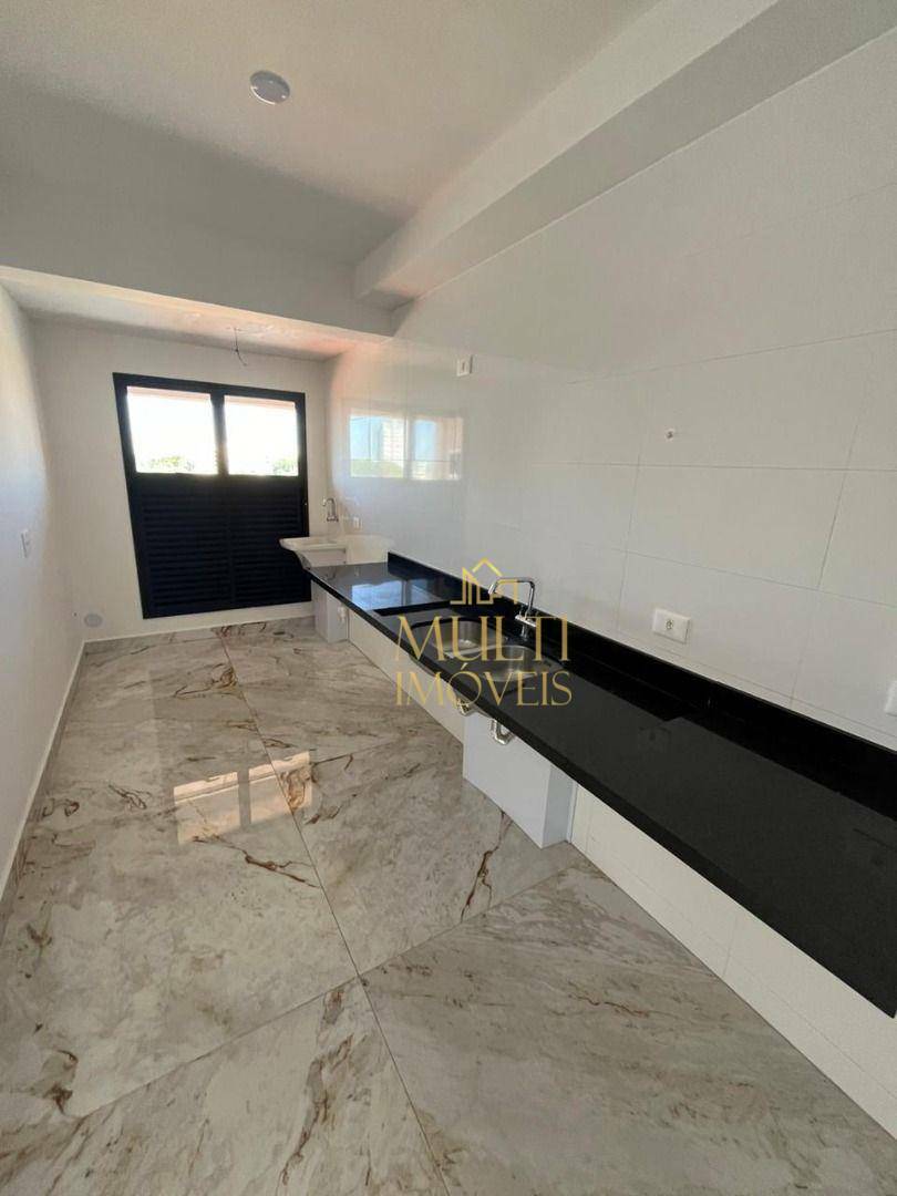 Apartamento à venda com 3 quartos, 123m² - Foto 4