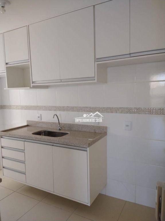 Apartamento à venda e aluguel com 2 quartos, 64m² - Foto 3