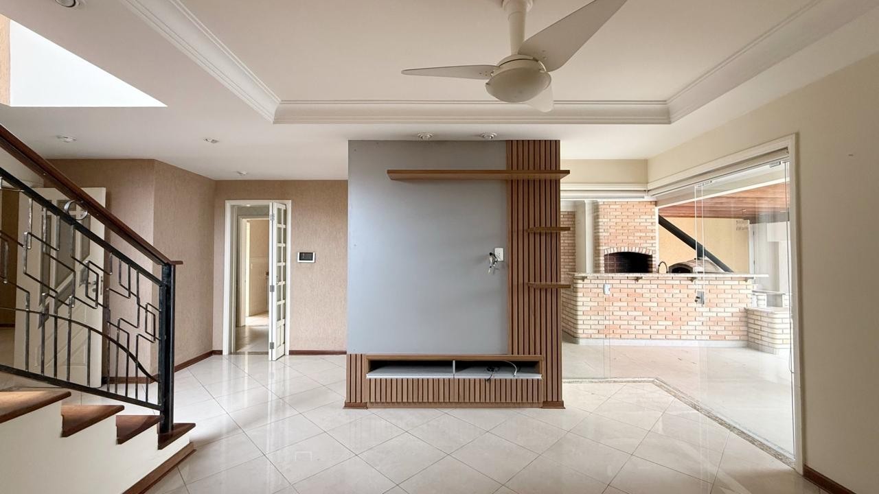Casa para alugar com 3 quartos, 357m² - Foto 23
