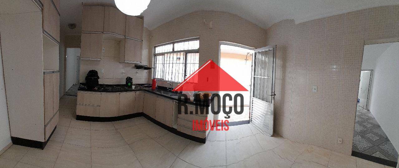 Sobrado à venda com 6 quartos, 234m² - Foto 17