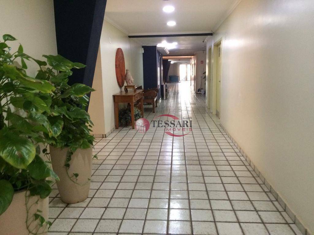 Apartamento à venda com 2 quartos, 80m² - Foto 23