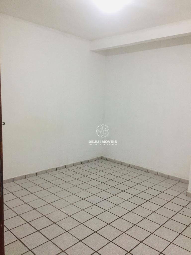 Apartamento à venda com 3 quartos, 80m² - Foto 17