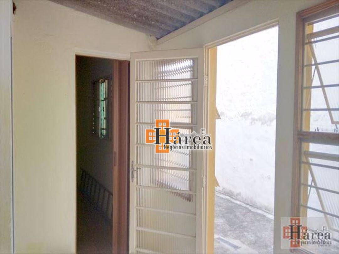 Casa à venda com 3 quartos, 110m² - Foto 14