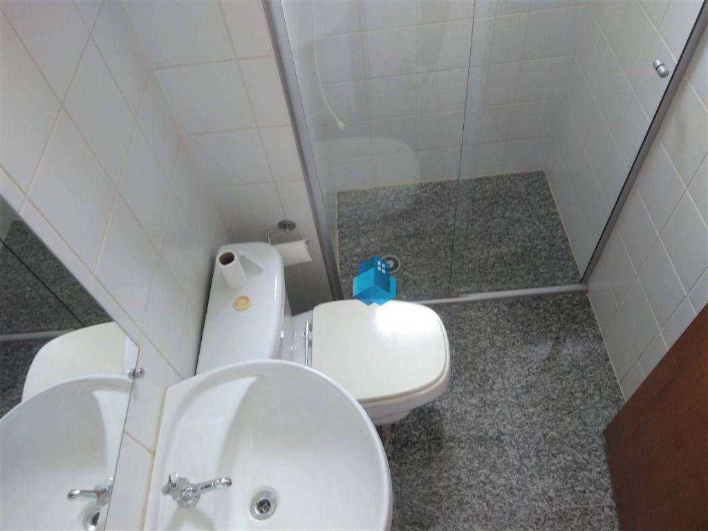 Apartamento à venda com 4 quartos, 245m² - Foto 18