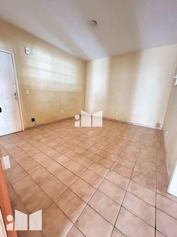 Apartamento à venda com 3 quartos, 132m² - Foto 11