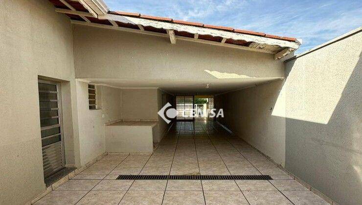 Casa à venda e aluguel com 3 quartos, 180m² - Foto 10