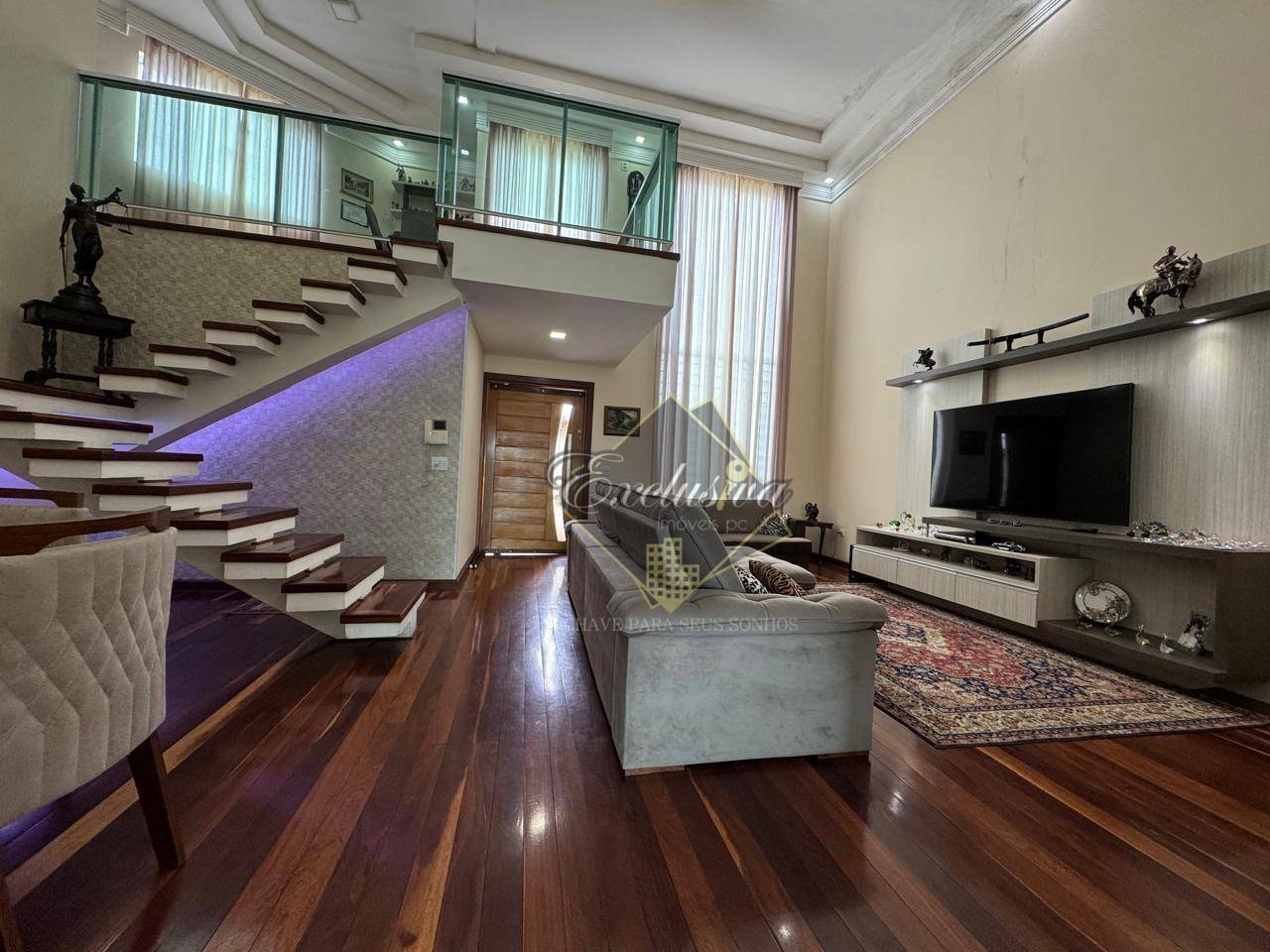 Casa, 3 quartos, 306 m² - Foto 3