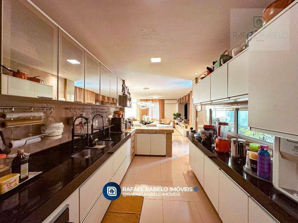 Casa de Condomínio para alugar com 4 quartos, 206m² - Foto 25