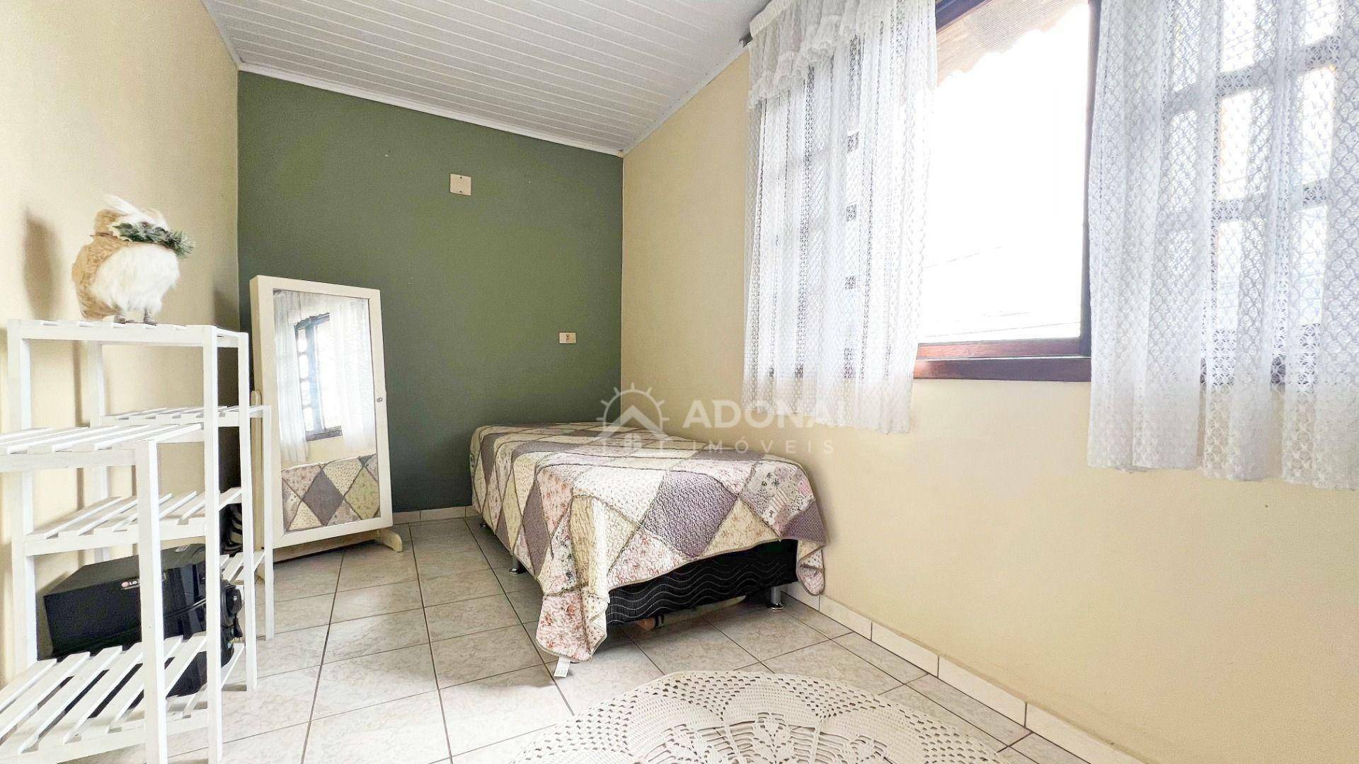 Casa à venda com 4 quartos, 251m² - Foto 25