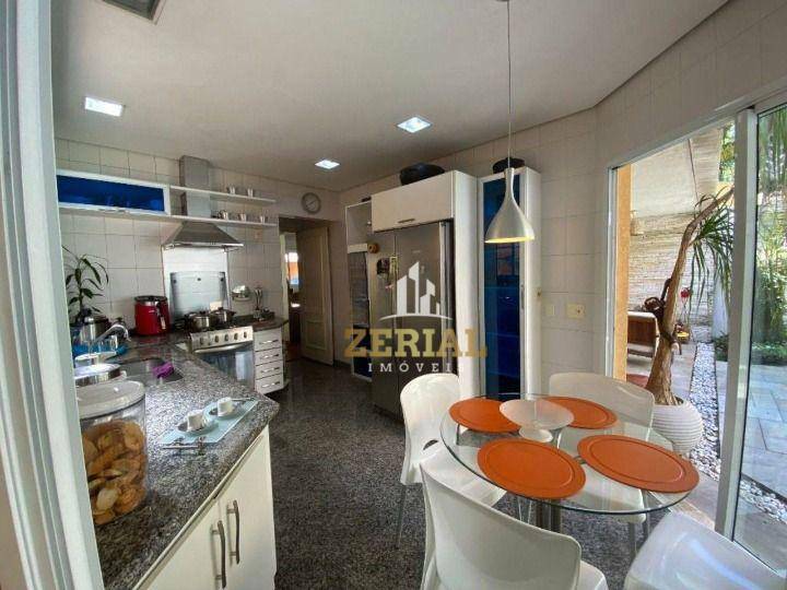 Sobrado à venda com 4 quartos, 300m² - Foto 10