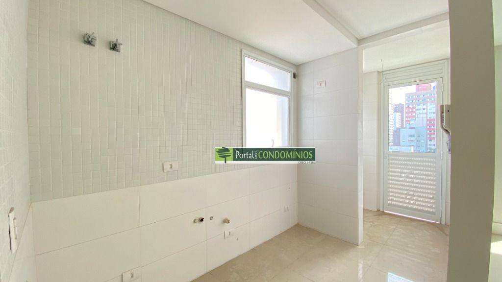 Apartamento à venda com 3 quartos, 95m² - Foto 23