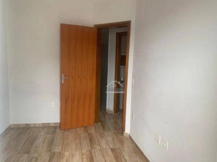 Apartamento à venda com 2 quartos, 49m² - Foto 2