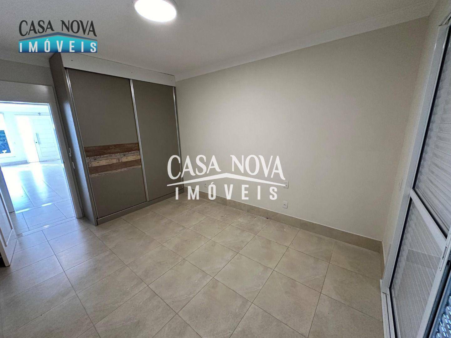 Casa de Condomínio à venda com 3 quartos, 250m² - Foto 32