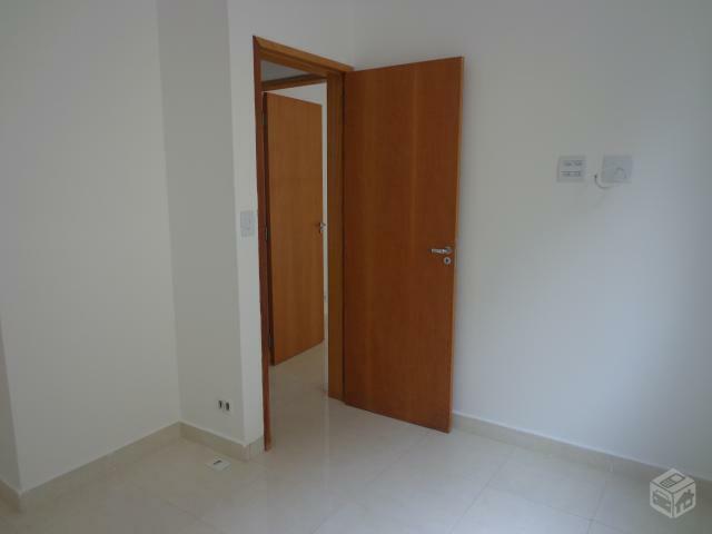 Apartamento à venda com 2 quartos, 65m² - Foto 4