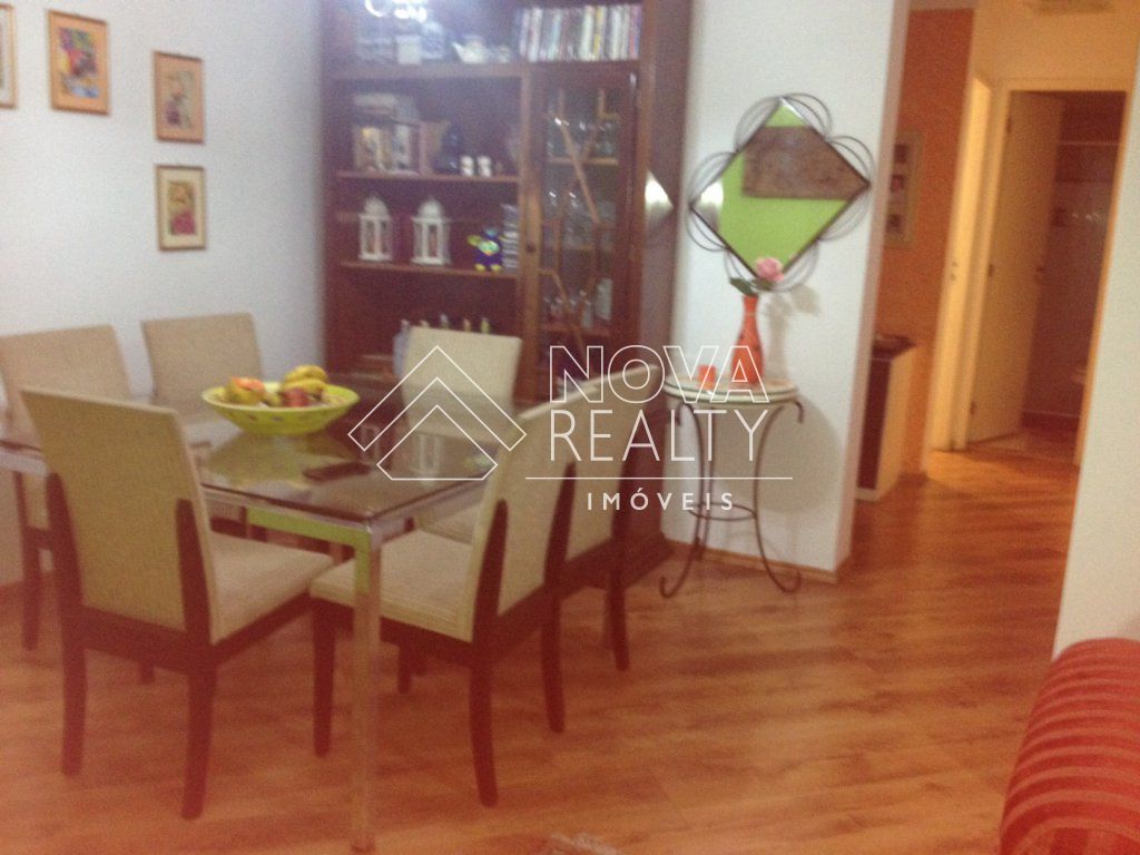 Apartamento à venda com 3 quartos, 94m² - Foto 2