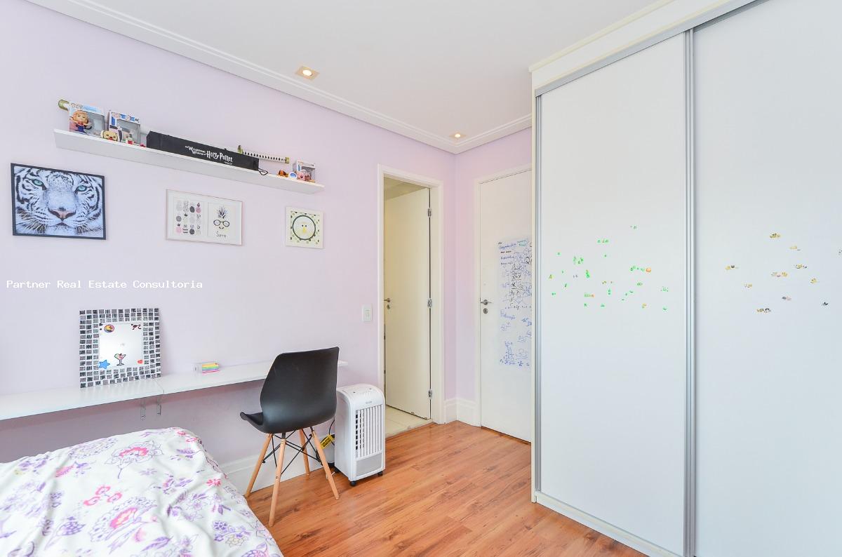 Apartamento à venda com 3 quartos, 143m² - Foto 29