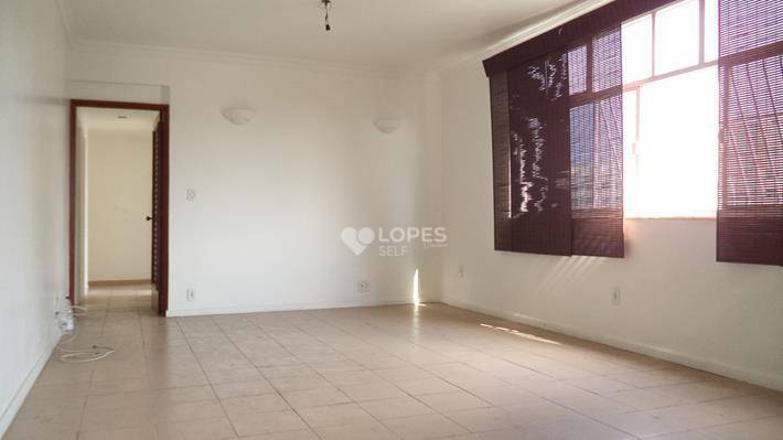 Apartamento à venda com 4 quartos, 172m² - Foto 2